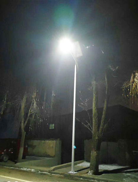 积石山县巴音郭楞太阳能路灯项目