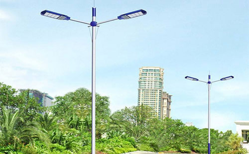 巴音郭楞太阳能路灯地脚螺栓规格：防止倾倒的关键